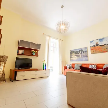 Napoli Nel Cuore Di Apartment *