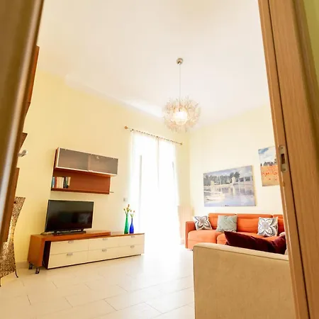 Napoli Nel Cuore Di Apartment